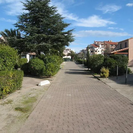 Pavillon 2 Pieces + Mezzanine, 5 Couchages, Proche Plage, Terrasse, Parking, Animaux Admis - Fr-1-106-93 Villa *