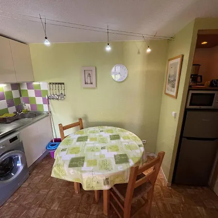 Pavillon 2 Pièces + Mezzanine, 5 Couchages, Proche Plage, Terrasse, Parking, Animaux Admis - Fr-1-106-93
