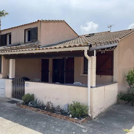 Villa Pavillon 2 Pièces + Mezzanine, 5 Couchages, Proche Plage, Terrasse, Parking, Animaux Admis - Fr-1-106-93