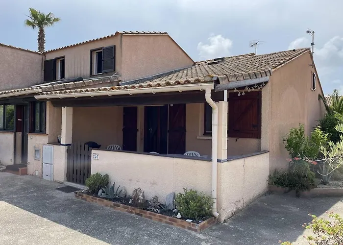 Villa Pavillon 2 Pieces + Mezzanine, 5 Couchages, Proche Plage, Terrasse, Parking, Animaux Admis - Fr-1-106-93