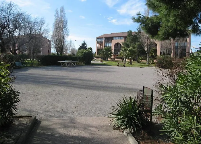 Villa Pavillon 2 Pieces + Mezzanine, 5 Couchages, Proche Plage, Terrasse, Parking, Animaux Admis - Fr-1-106-93 Saint-Cyprien (Pyrenees-Orientales)
